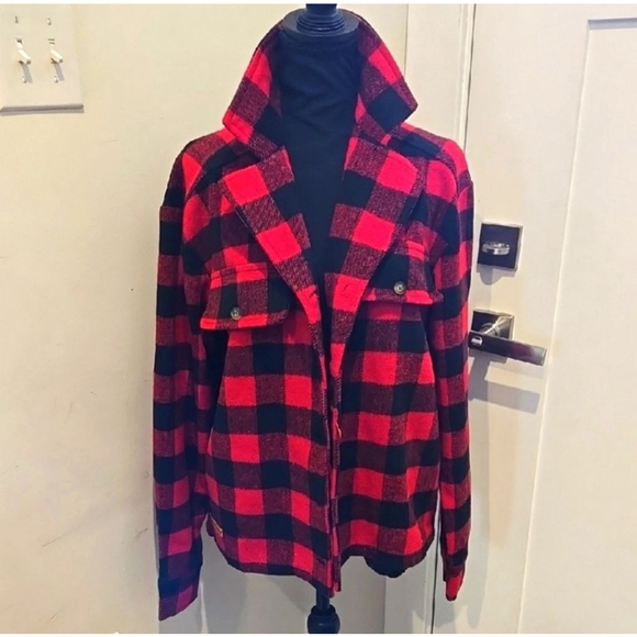 Simply Southern Flanel Top - Picture 1 of 5